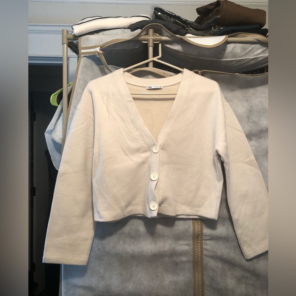 Zara Soft Cream Cardigan NWOT